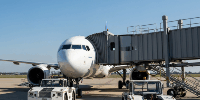 19 Billion Boeing Deal Collapses Into Dispute Engine Parts and Maintenance Terms